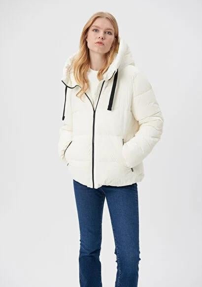 Kadın Beyaz M1110043-83043 Kapüşonlu Mont - Görsel 3